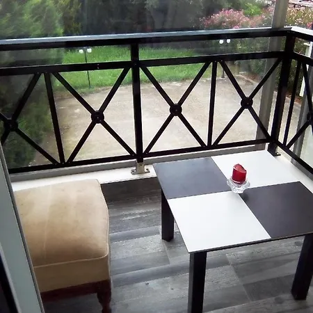 Lovely Place In Perea Apartment